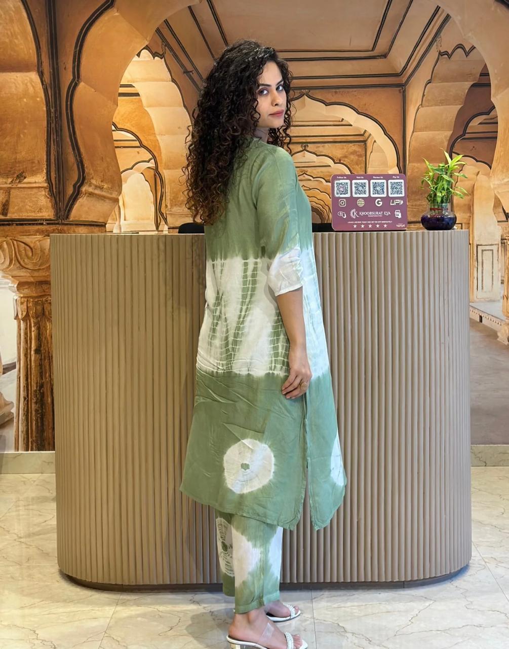 Tie-Dye Kurti Sets – Breezy Comfort with Artistic Charm