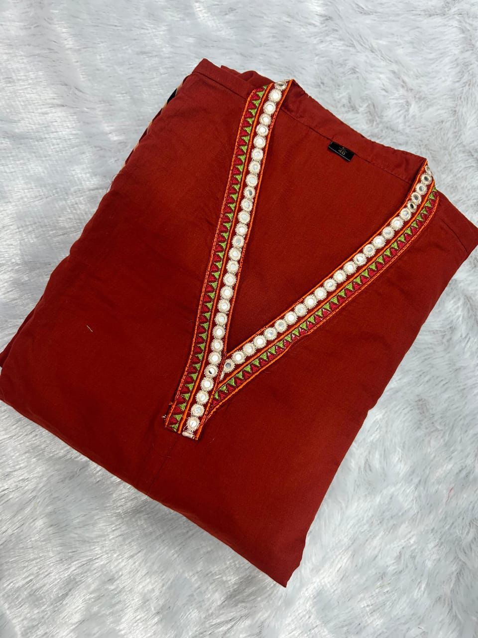PREMIUM PURE COTTON HEAVY EMBROIDERED SUIT SET.