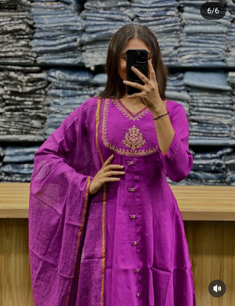 ELEGANT FLAIRED ANARKALI COTTON KURTA SET WITH HAND BLOCK CHANDERI DUPATTA.