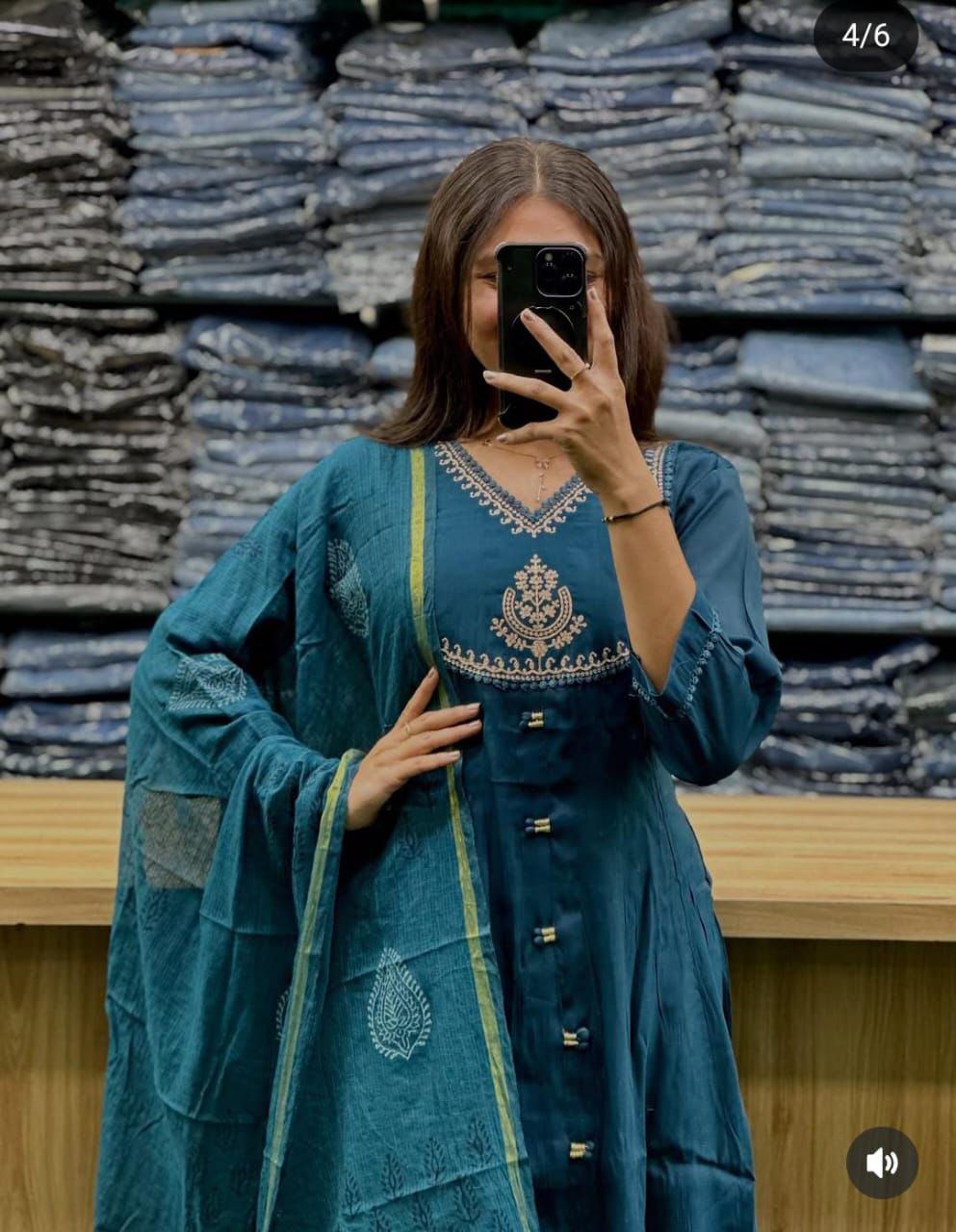 ELEGANT FLAIRED ANARKALI COTTON KURTA SET WITH HAND BLOCK CHANDERI DUPATTA.